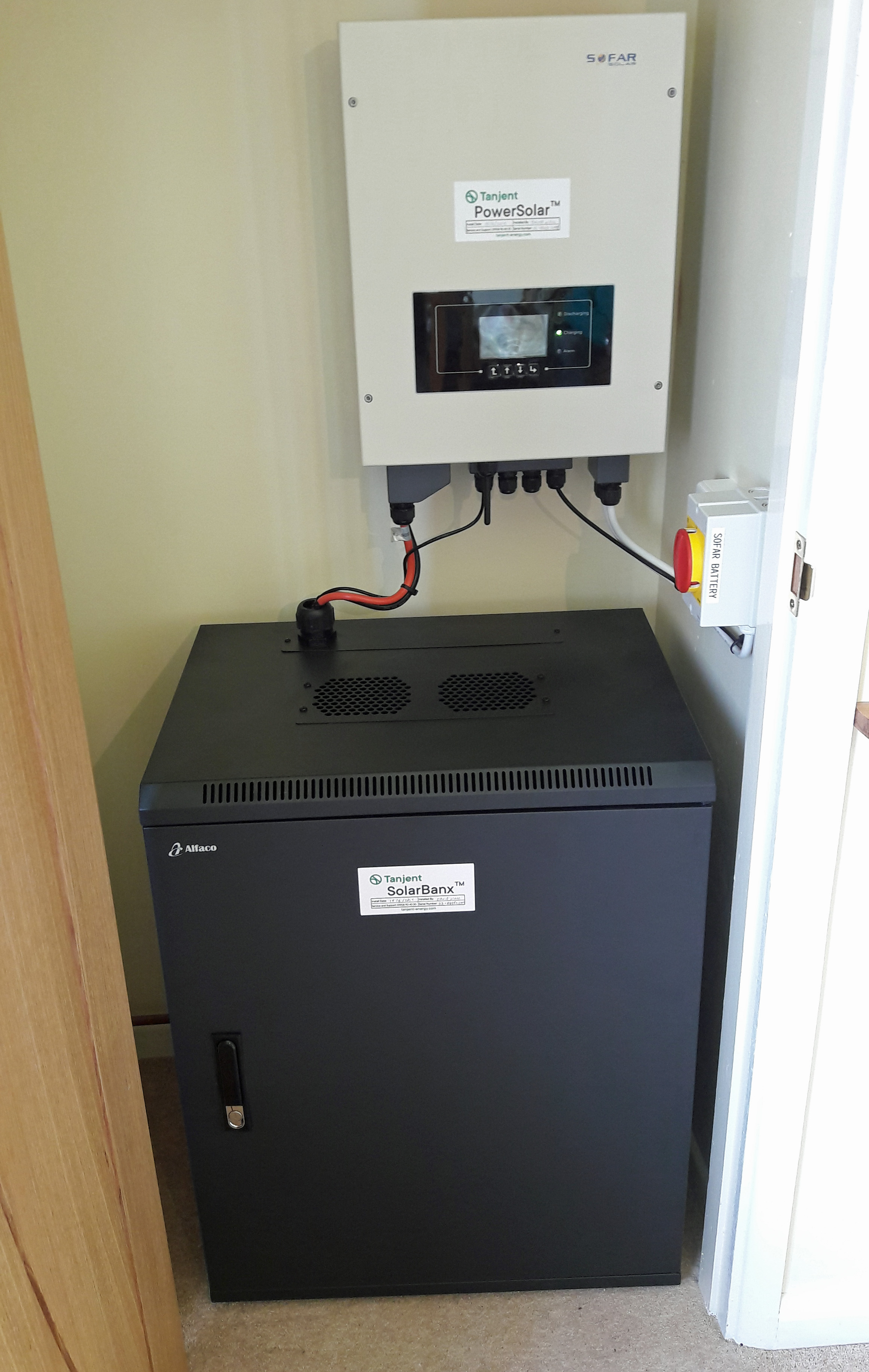 PowerBanx X Battery System in downstairs cupboard (Image: Tanjent)