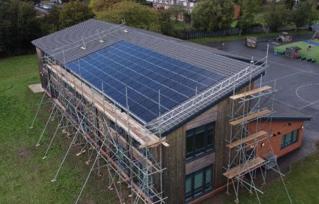 Commercial Solar Installation – Ryedene Primary School, Essex (Image: Tanjent)